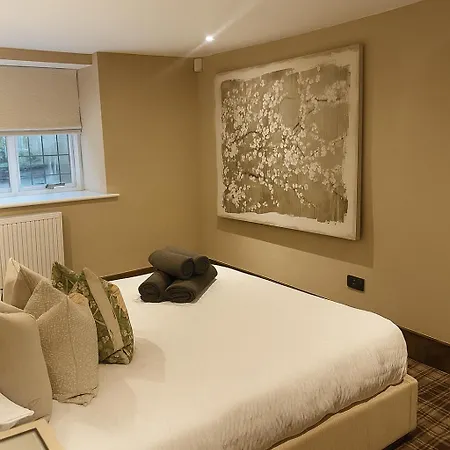 North - A Stylish Family Retreat Once Owned By Beatrix Potter Villa Bowness-on-Windermere