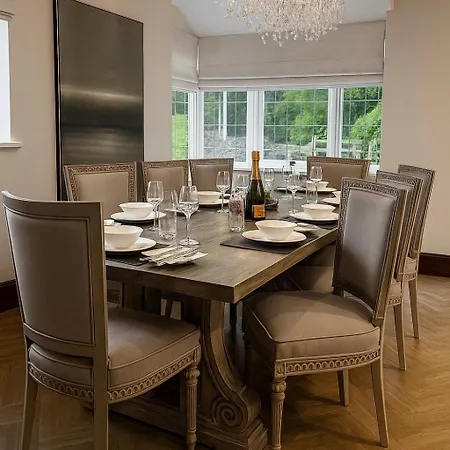 North - A Stylish Family Retreat Once Owned By Beatrix Potter باونيس أون وينديرمير