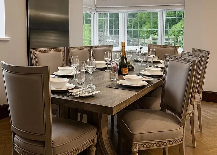 North - A Stylish Family Retreat Once Owned By Beatrix Potter Bowness-on-Windermere