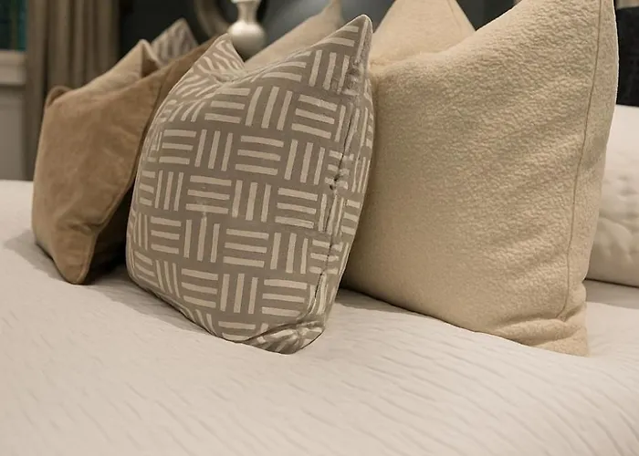 North - A Stylish Family Retreat Once Owned By Beatrix Potter Villa