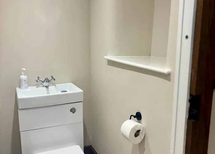 North - A Stylish Family Retreat Once Owned By Beatrix Potter *