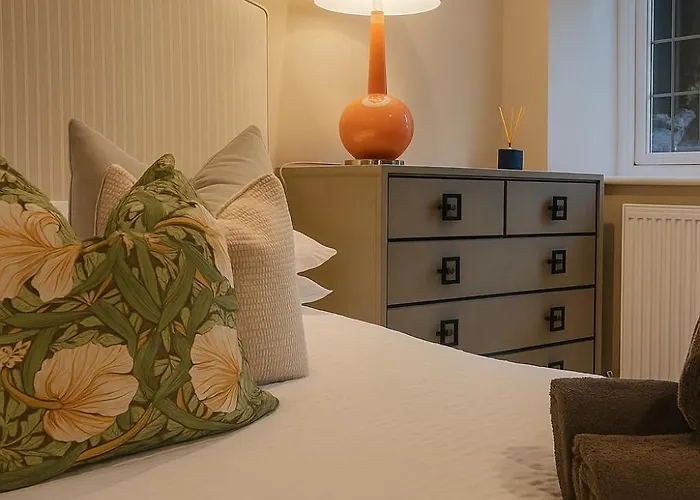 Villa North - A Stylish Family Retreat Once Owned By Beatrix Potter *