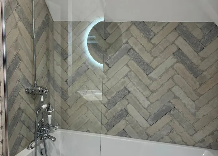 Villa North - A Stylish Family Retreat Once Owned By Beatrix Potter Bowness-on-Windermere